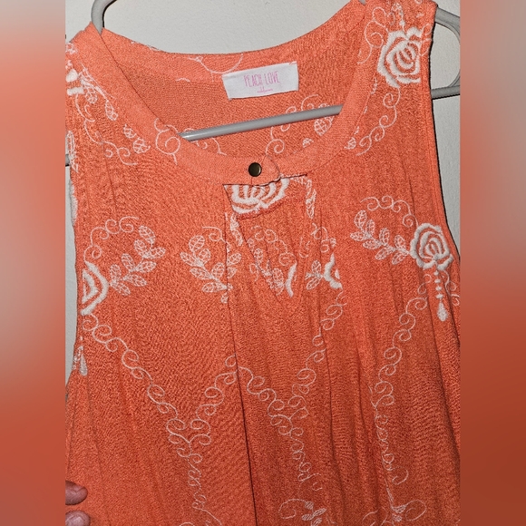 Peach Love California Coral Orange Top - Picture 2 of 3